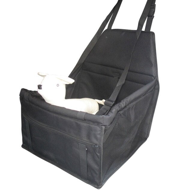 Koiran tai kissan kuljetuspeti ja etupenkin suoja autoon – vedenpitävä matkavuode